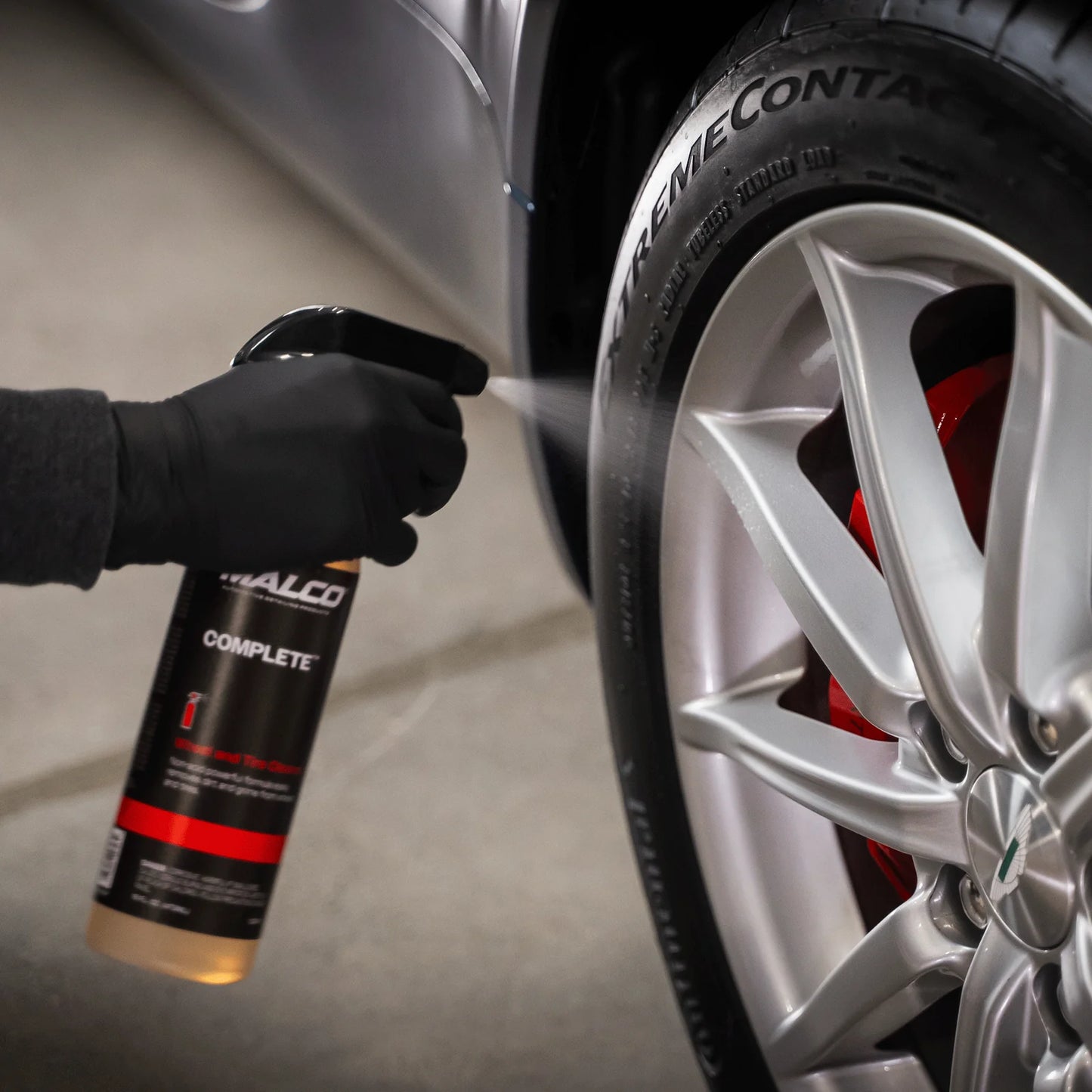 Complete™ Wheel & Tire Cleaner Non-acid Formula